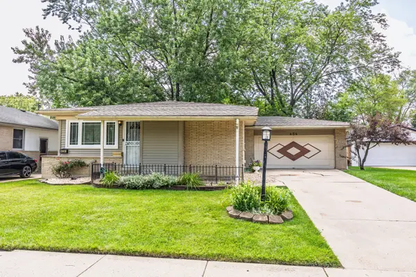434 N Park Drive, Glenwood, IL 60425