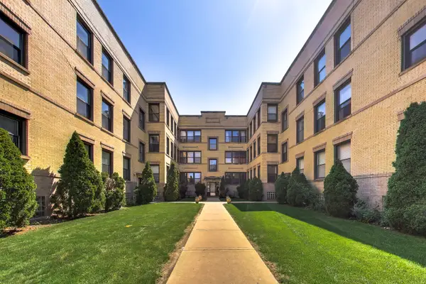 4821 N Kimball Avenue #3, Chicago, IL 60625