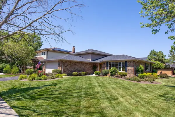 17207 Valley Drive, Tinley Park, IL 60487