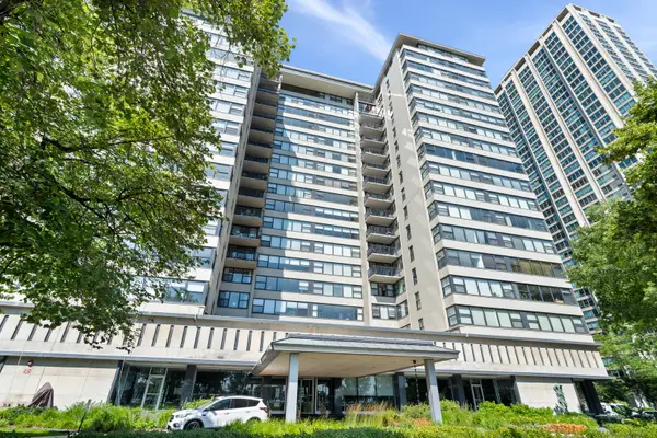 3440 N Lake Shore Drive #17F, Chicago, IL 60657