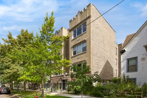 3558 W Shakespeare Street #3E, Chicago, IL 60647