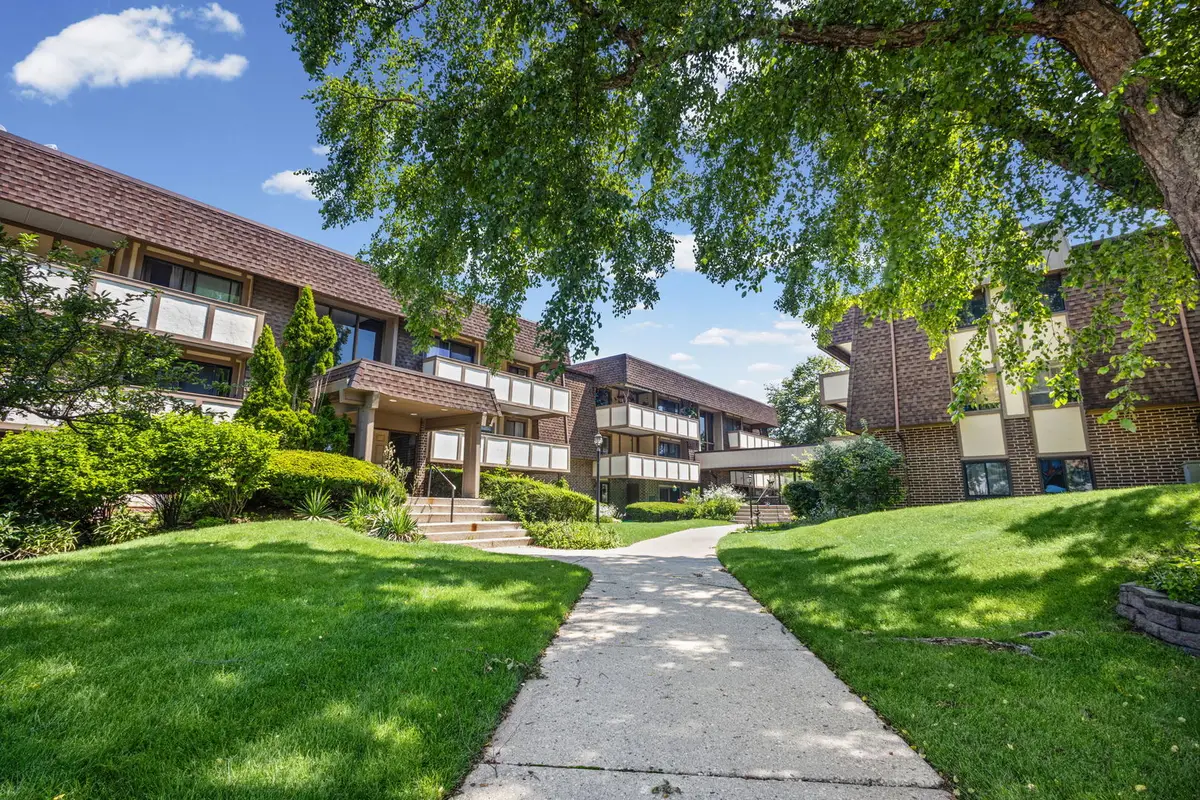 435 Cavalier Court #105C, West Dundee, IL 60118 - #1