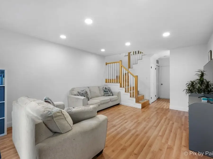 2024 Sudbury Drive, Hoffman Estates, IL 60169 - #2