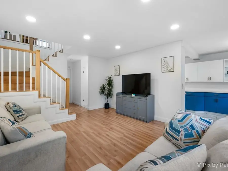 2024 Sudbury Drive, Hoffman Estates, IL 60169 - #3