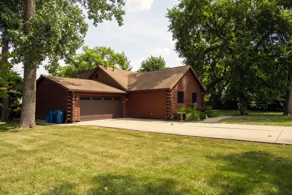 1033 W Wood Street, Bensenville, IL 60106