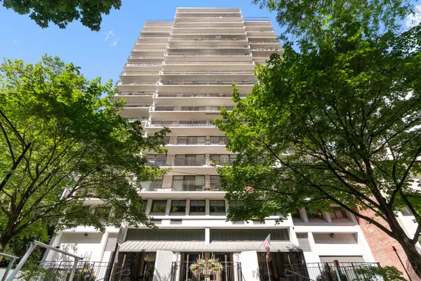 1430 N Astor Street #5C, Chicago, IL 60610