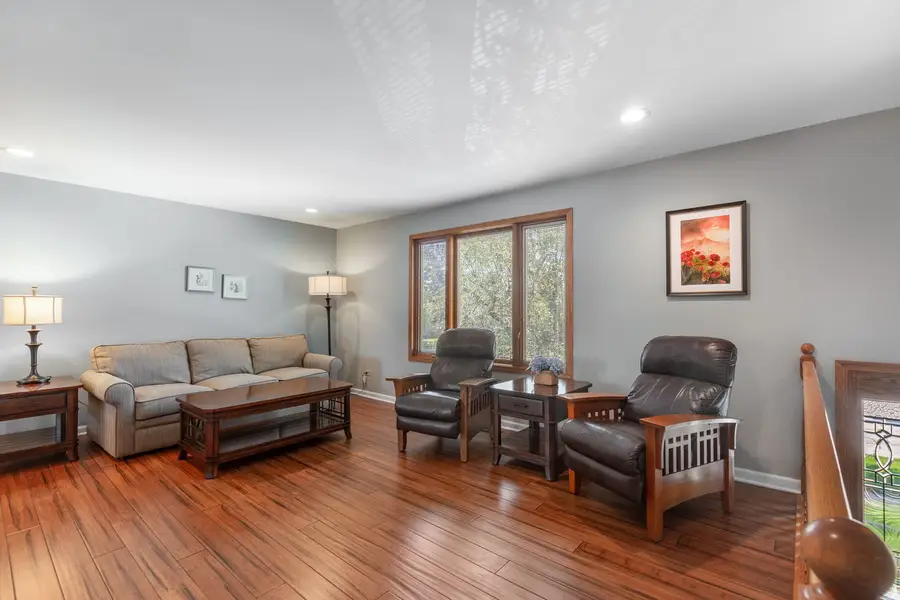 1826 W Catalpa Lane, Mount Prospect, IL 60056 - #2
