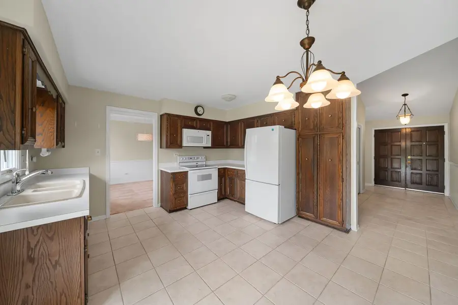 901 Claremont Drive, Downers Grove, IL 60516 - #3