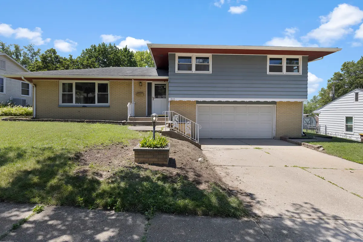 2219 24th Street, Rockford, IL 61108 - #1