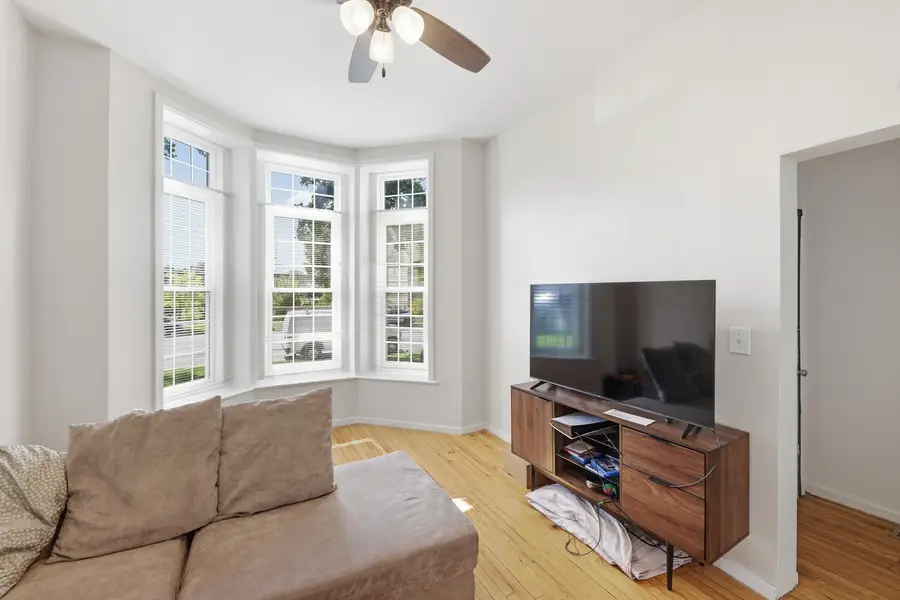 3819 S Wabash Avenue, Chicago, IL 60653 - #3