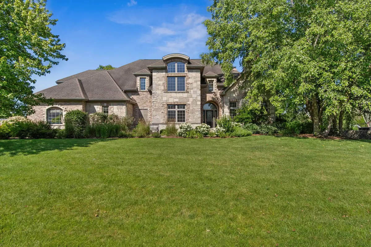 3N874 John Greenleaf Whittier Place, Saint Charles, IL 60174 - #1
