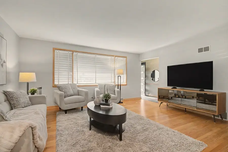 1112 S Maple Avenue, Oak Park, IL 60304 - #3