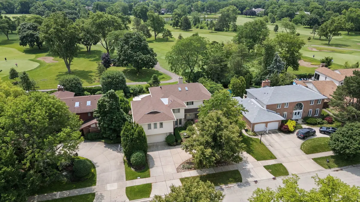 3639 Pebble Beach Road, Northbrook, IL 60062 - #1