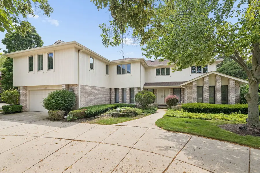 3639 Pebble Beach Road, Northbrook, IL 60062 - #3