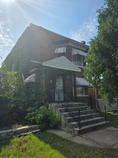 9737 S Prairie Avenue, Chicago, IL 60628 - #2