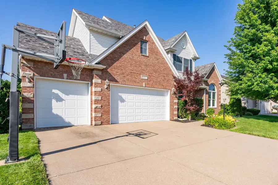 3212 Summertree Avenue, Bettendorf, IA 52722 - #2