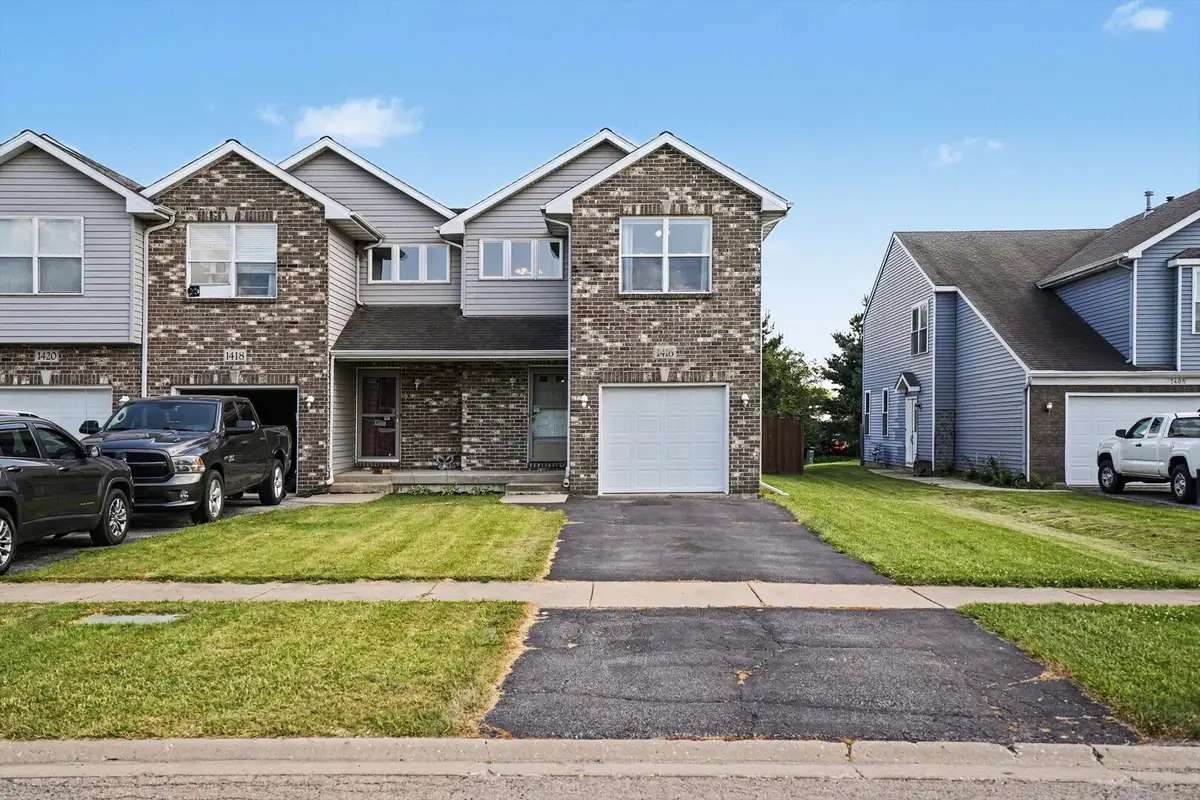 1416 E Arnold Street, Sandwich, IL 60548 - #1