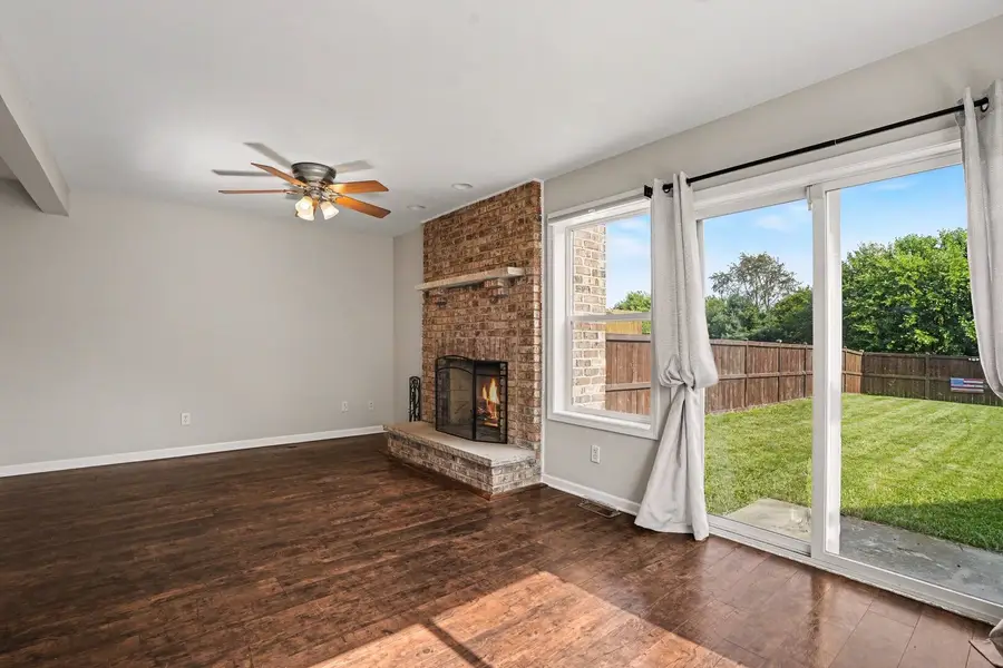 1416 E Arnold Street, Sandwich, IL 60548 - #3