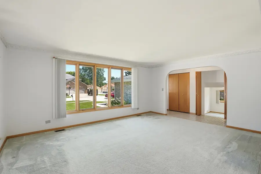 14804 Le Claire Avenue, Midlothian, IL 60445 - #3