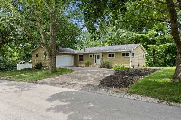 113 31st Avenue, Moline, IL 61265