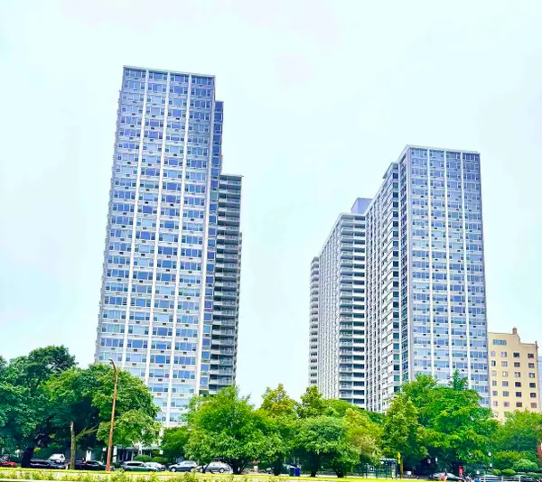 4250 N Marine Drive #714, Chicago, IL 60613