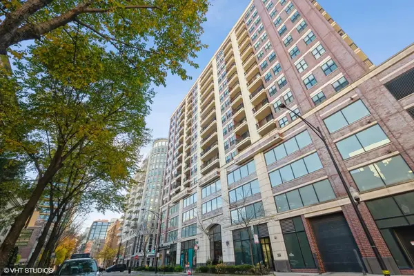 451 W Huron Street #804, Chicago, IL 60654