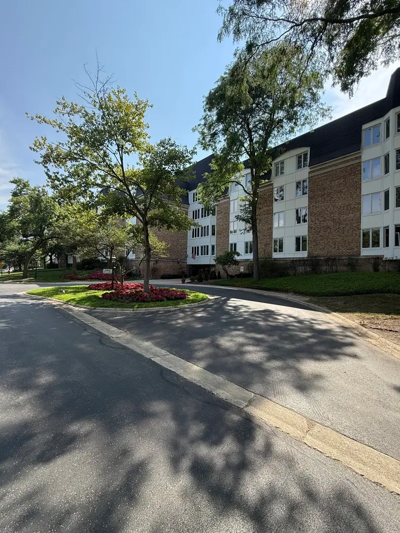 150 Lake Boulevard #107, Buffalo Grove, IL 60089 - #1