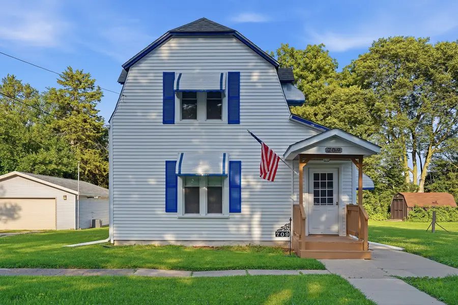 709 S 2nd Street, Oregon, IL 61061 - #2