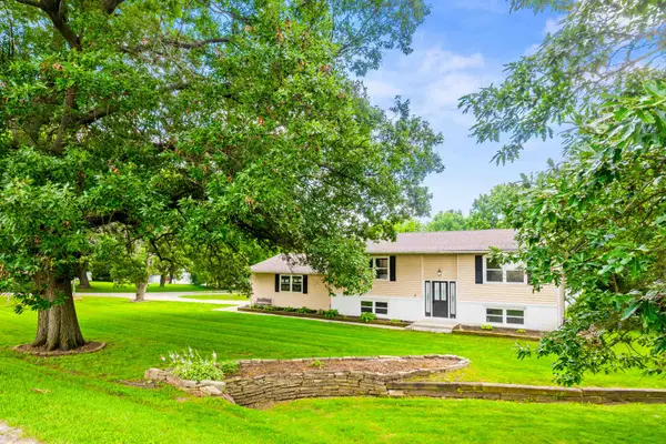 8212 Elm Avenue, Downs, IL 61736