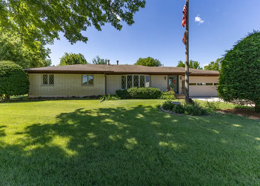 17028 Hubbard Road, East Moline, IL 61244 - #2