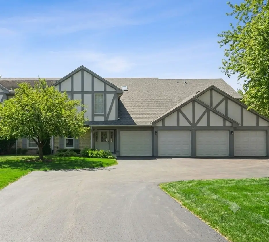 32 W Fern Court #215, Palatine, IL 60067 - #1