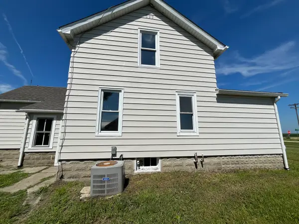 2503 Herman Road, Ashton, IL 61006