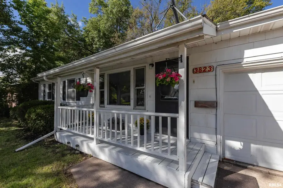 3823 15th Street, Moline, IL 61265 - #2