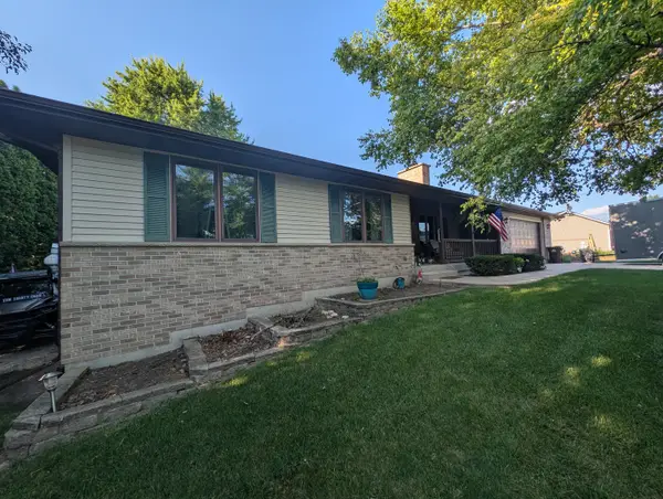 106 Stony Knoll, Davis, IL 61019