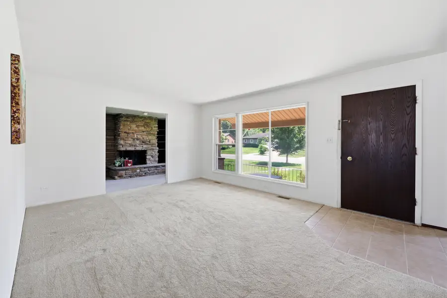 264 Tanglewood Drive, Elk Grove Village, IL 60007 - #2