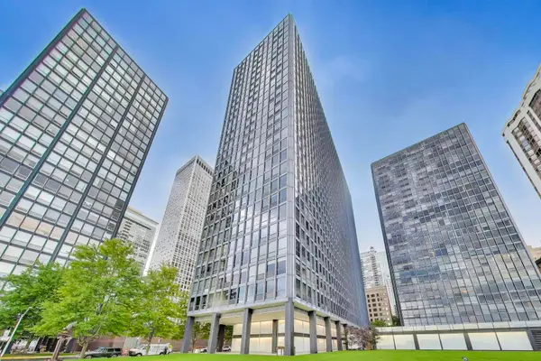 900 N Lake Shore Drive #1610, Chicago, IL 60611
