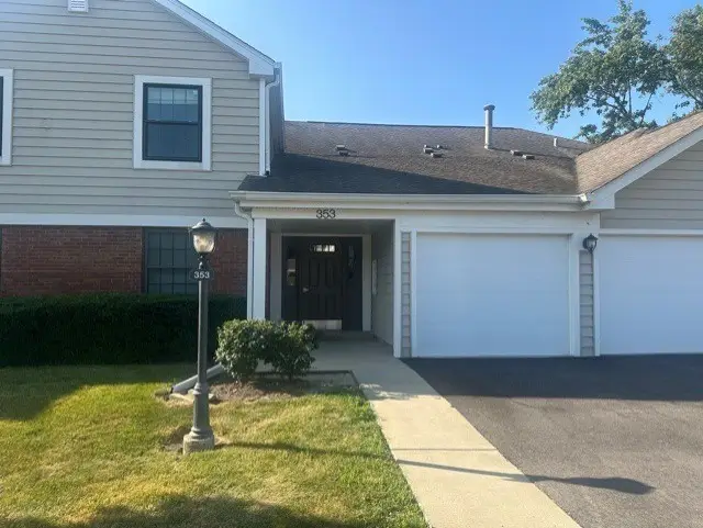 353 Lambert Drive #D-1, Schaumburg, IL 60193 - #2