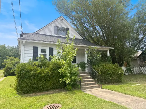1415 N Park Avenue, Herrin, IL 62948