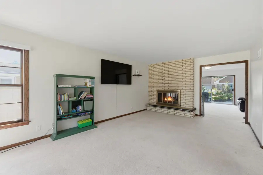 482 Royal Oaks Drive, Wood Dale, IL 60191 - #2