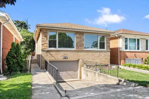 6320 W Lawrence Avenue, Chicago, IL 60630
