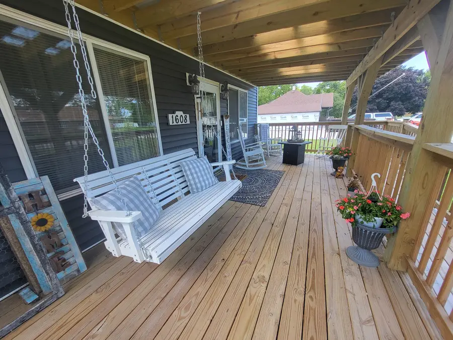 1608 S Vermillion Street, Streator, IL 61364 - #2