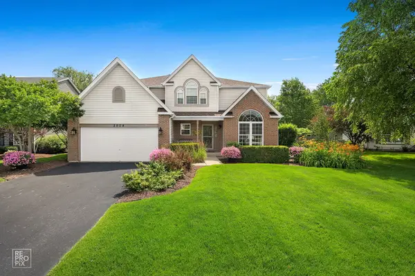 2004 Oakdale Estates Drive, Plainfield, IL 60586