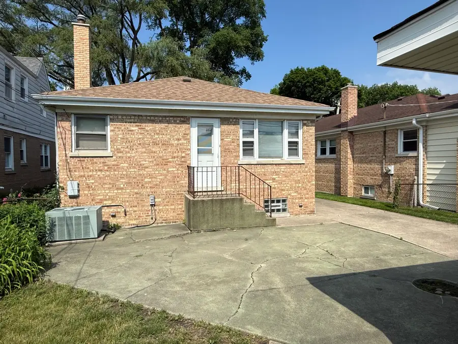 7078 N Franks Avenue, Niles, IL 60714 - #3