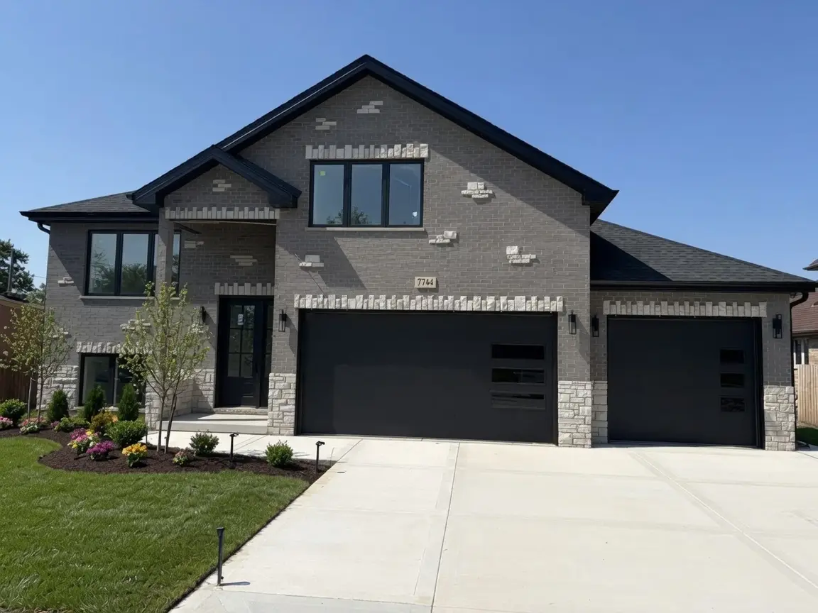 7744 W 81st Street, Bridgeview, IL 60455 - #1