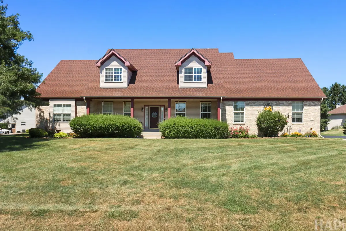 5515 Amber Way, McHenry, IL 60051 - #1
