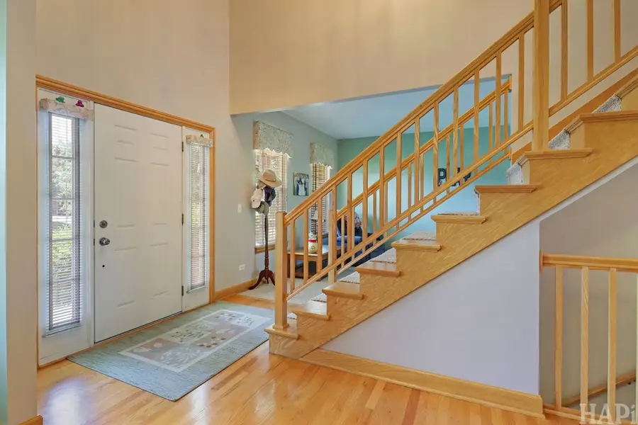 5515 Amber Way, McHenry, IL 60051 - #2