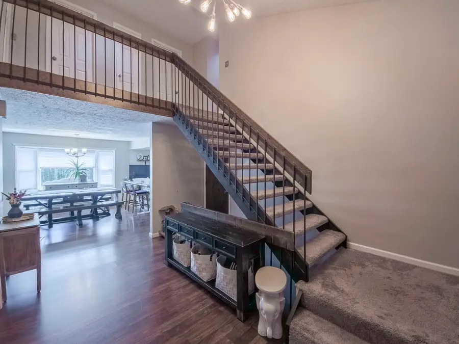 4455 Amesbury Drive, Bettendorf, IA 52722 - #3