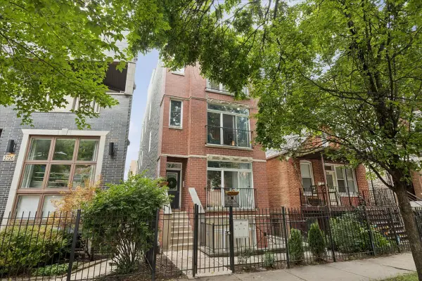 2724 W Cortez Street #3, Chicago, IL 60622
