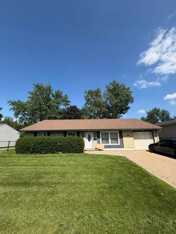 8079 Catawba Lane, Hanover Park, IL 60133