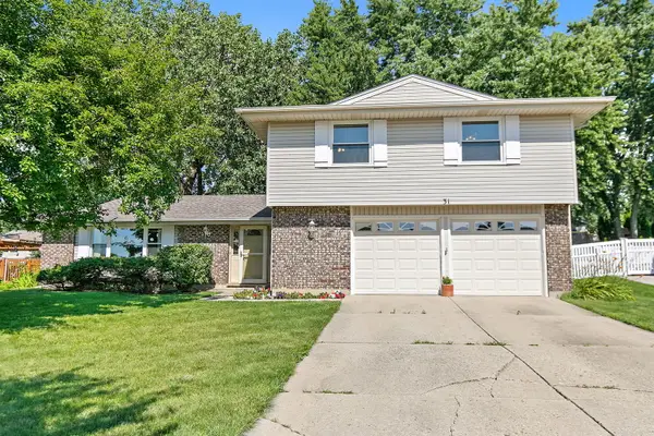 31 S Salem Drive, Schaumburg, IL 60193